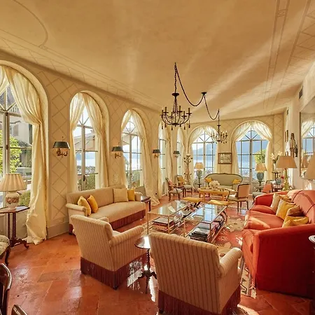 Torno Villa Sleeps 16 With Pool Air Con And Wifi 빌라 토르노