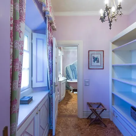 Torno Villa Sleeps 16 With Pool Air Con And Wifi Villa *
